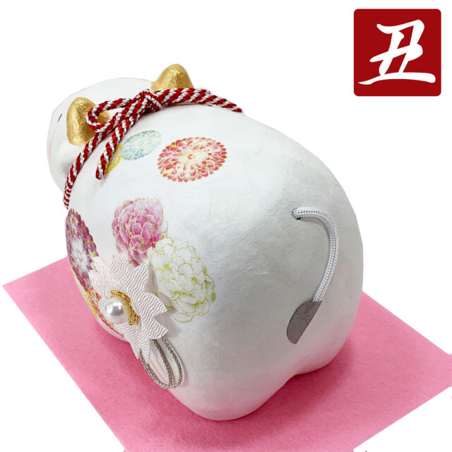 干支　丑年　牛　うし　ウシ　２０２１　令和３年　飾り　龍虎堂　リュウコドウ　日本