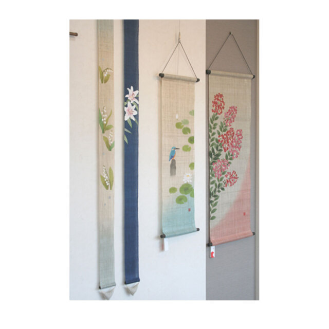 細タペストリー　　洛柿庵 モダンインテリア らくしあん百合